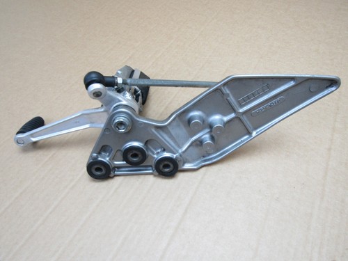 Suzuki Bandit GSF 1200 K6 2006 33,128 miles left riders footrest clutch (14220) - Picture 2 of 12