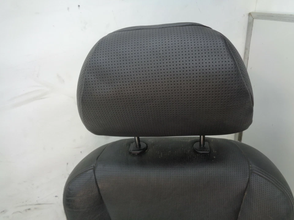 06-07 Conjunto de asiento delantero izquierdo del lado del conductor negro OEM DK909132 Subaru B9 Tribeca Foto 4 de 4