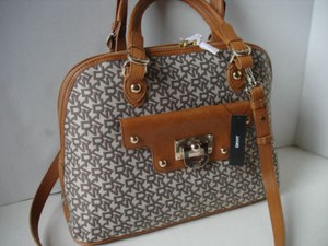 dkny black grained shoulder bolsa