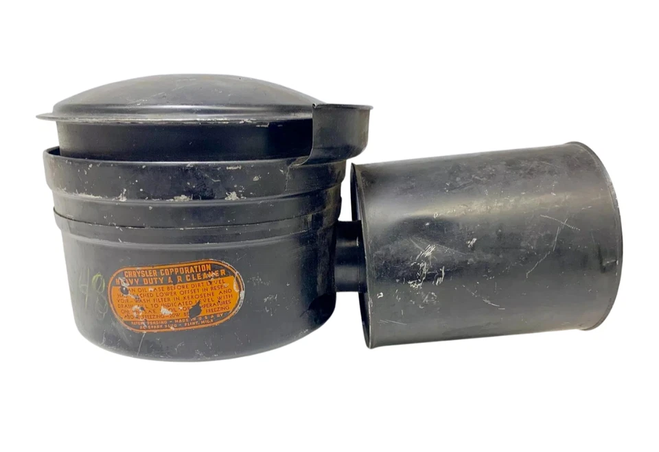 Limpiador de admisión de aire de alta resistencia Chrysler New Yorker 1941-1942 863648 nuevo en stock Foto 2 de 4