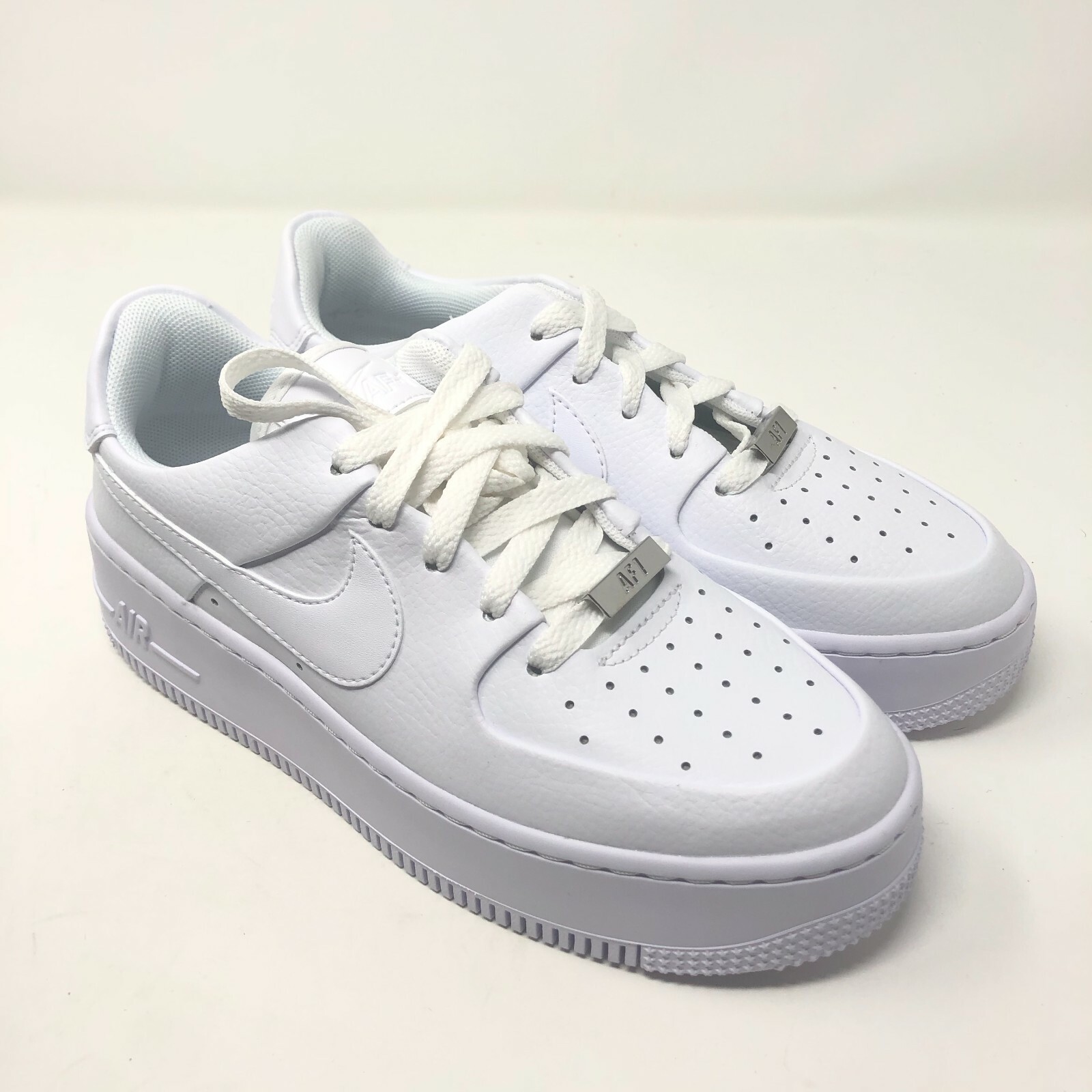 nike air force 1 sage low white size 7.5