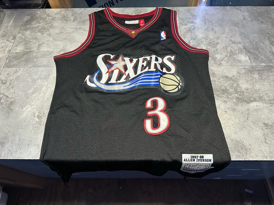 NWT Men’s Small Black Allen Iverson The Answer Philadelphia 76ers Sixers Jersey - Image 3 of 3