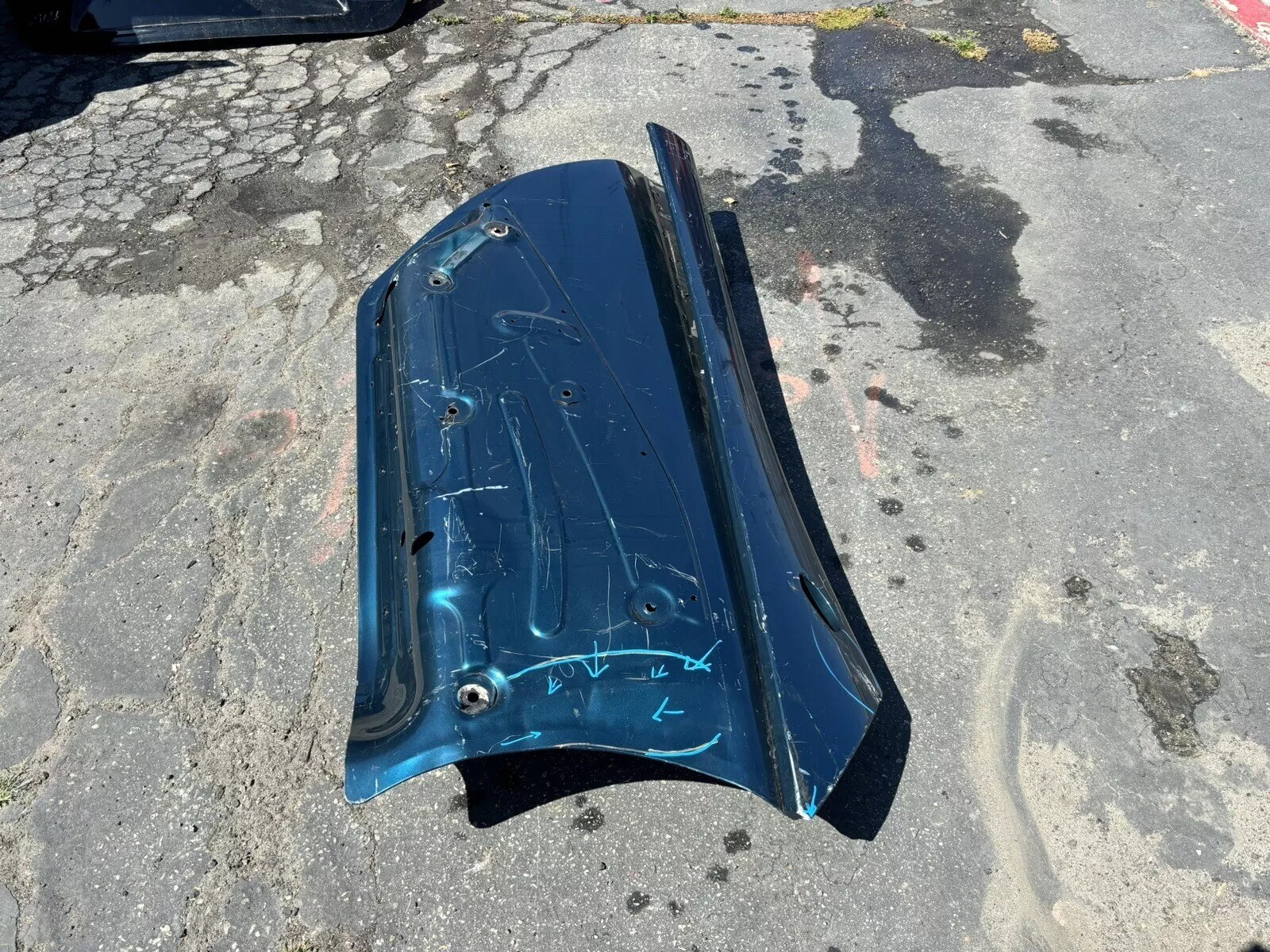 McLaren 570 570s Passenger side Front Door Shell OEM (RH)