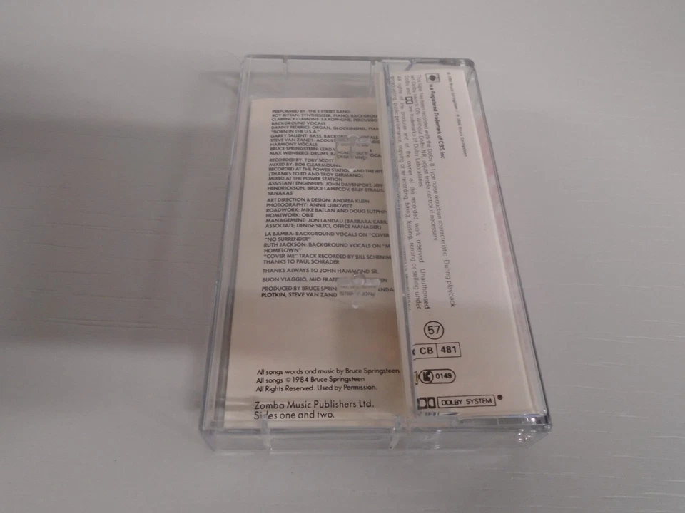 BRUCE SPRINGSTEEN BORN IN THE USA AUDIO CASSETTE TAPE ALBUM 1984 CBS MINT U.S.A - Image 3 of 4