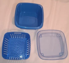 Hutzler Berry Box Blue Fruit Keeper No. 74 Blueberries Strawberries Raspberry