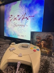 SEGA Shenmue Sega Dreamcast Manual Multi-Disc Action Adventure T-Teen 2000