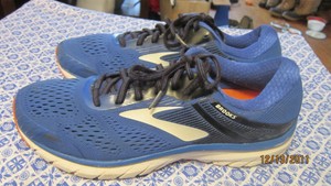 brooks gts 18 size 12