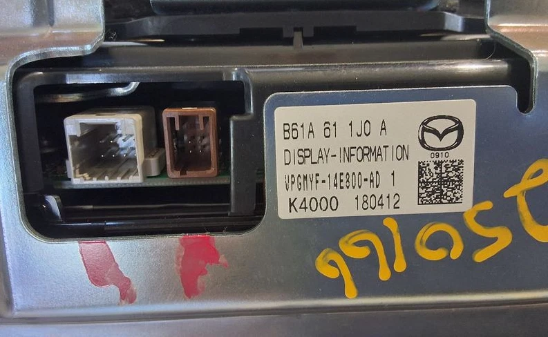 2017-2018 Mazda 3 Radio 7" Display Screen - Image 3 of 3