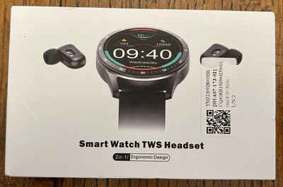 Smart Watch  Black New in Box. Hear rate, steps, music, bluetooth, sleep monitor