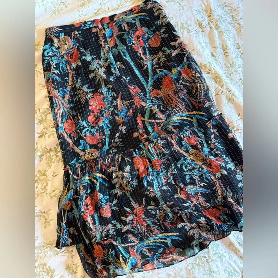 Falda midi con volantes de seda floral Loudie Club Monaco para mujer talla 2 Foto 3 de 4