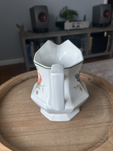 Johnson Brothers China Pitcher - Picture 5 of 7