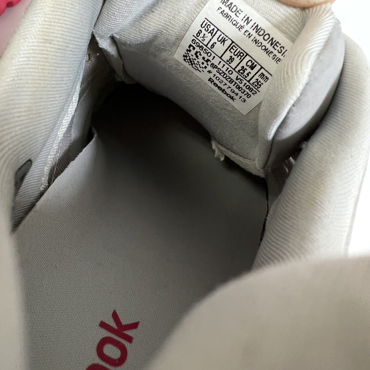 Reebok Womens Zig Tech Breast Cancer Gray Pink Sneakers Reebok Womens Zig Tech Breast Cancer Gray Pink Sneakers