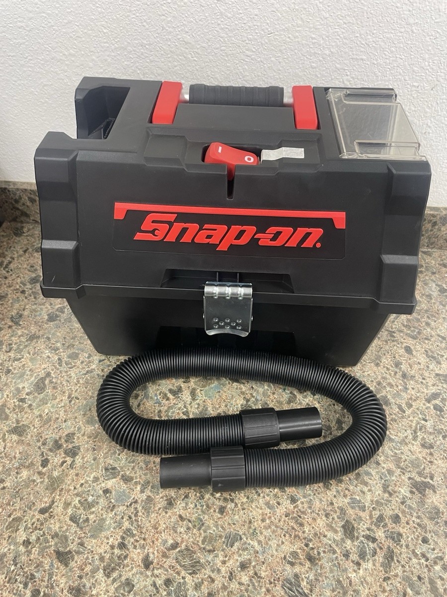 Snap-On Tools CTVAC9050 18V Cordless Wet/Dry Black Vacuum