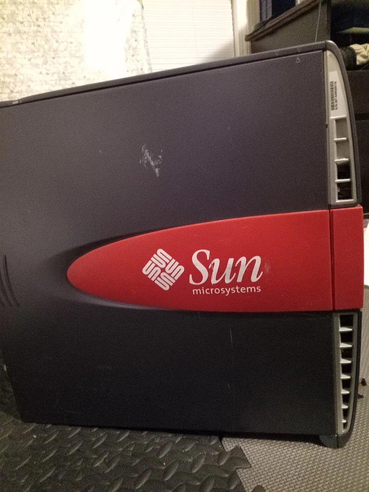 Sun Blade 1500 Rojo 1.06GHZ USIIIi CPU 2GB RAM 80GB IDE. COMO ESTÁ. Foto 2 de 4