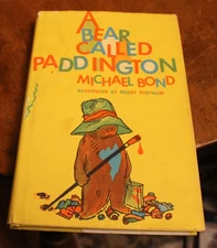 A Bear Called Paddington ~ Michael Bond ~ 1960 Riverside Press HCDJ 6PR