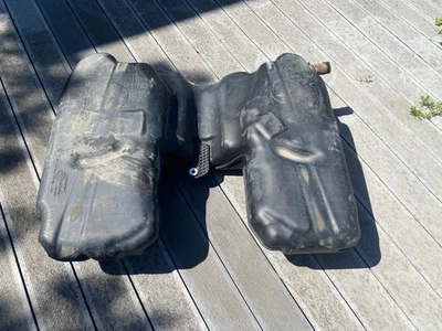 GENUINE BMW X5 F15 E70 X6 E71 F16 Réservoir de carburant plastique 16117195462 - Photo 1/4