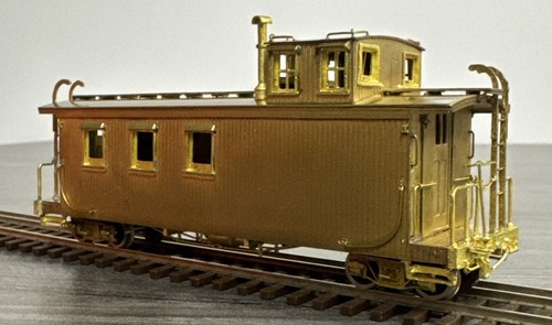Precision Scale CO. HOn3 Brass PSC-15480 Round Roof Caboose D&RGW Unpainted/NOS! - Picture 4 of 13