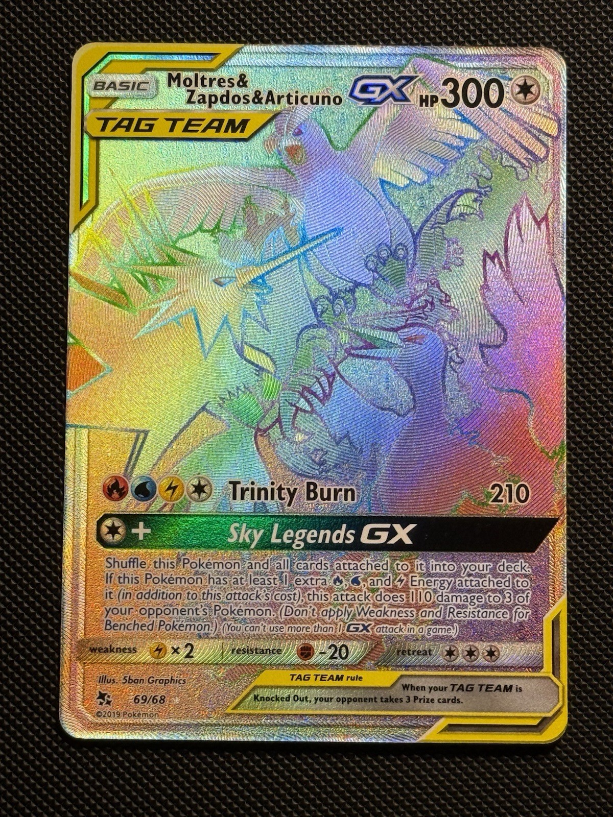 Pokemon TCG Moltres Zapdos Articuno GX 69/68 Hidden Fates Secret Rare MINT 💎