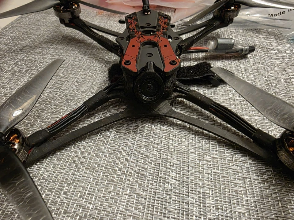 Emax Hawk Apex 5" HDZero 4S 2400KV Motors FPV Racing Drone BNF With Extras! - Image 3 of 4