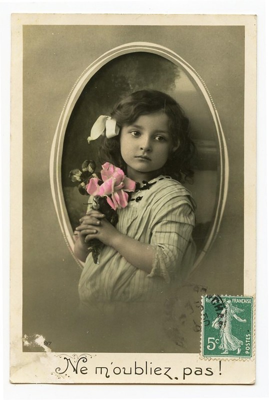 c 1910 Child Children CUTE LITTLE GIRL photo postcard