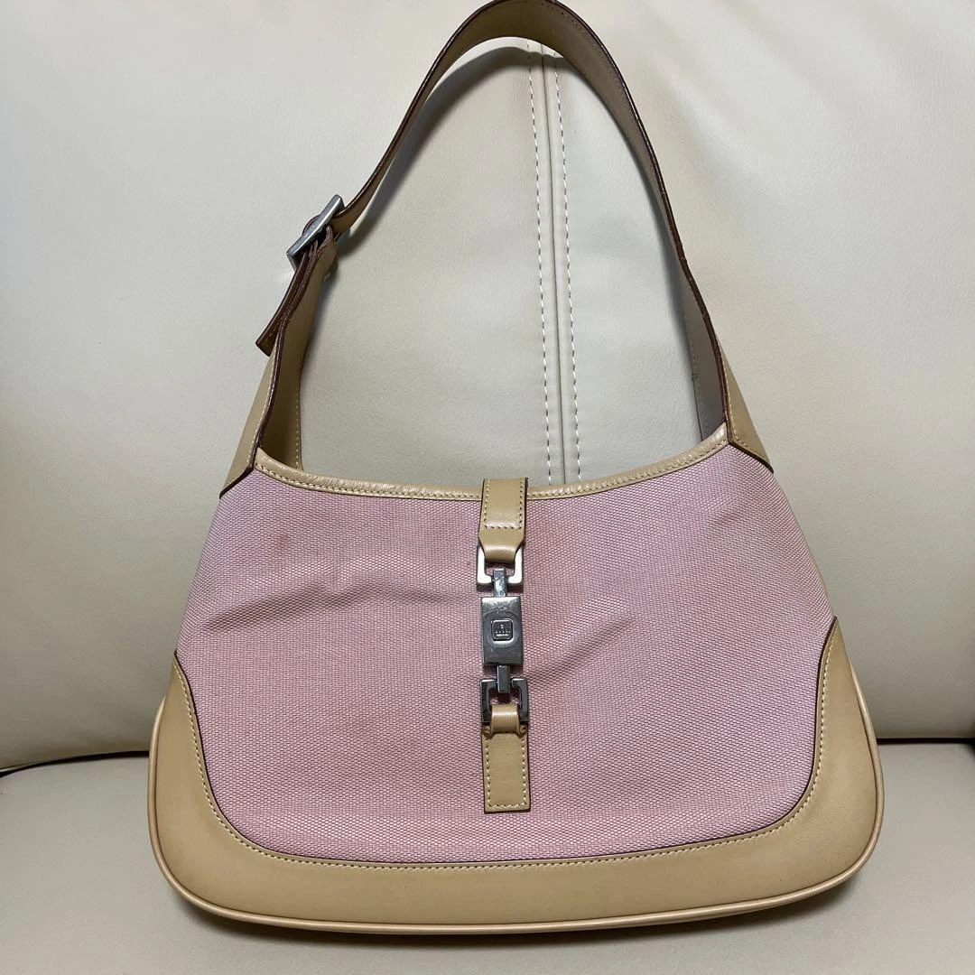 Gucci sac à main cuir toile rose boucle plus proche argent quincaillerie une épaule