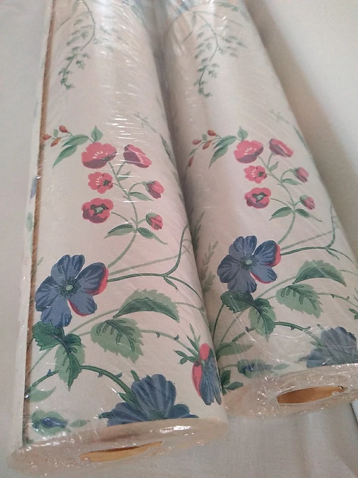 Graham & Brown Floral Textured Wallpaper Pre Pasted Pattern # 62640 Set of 2 - Image 4 of 4