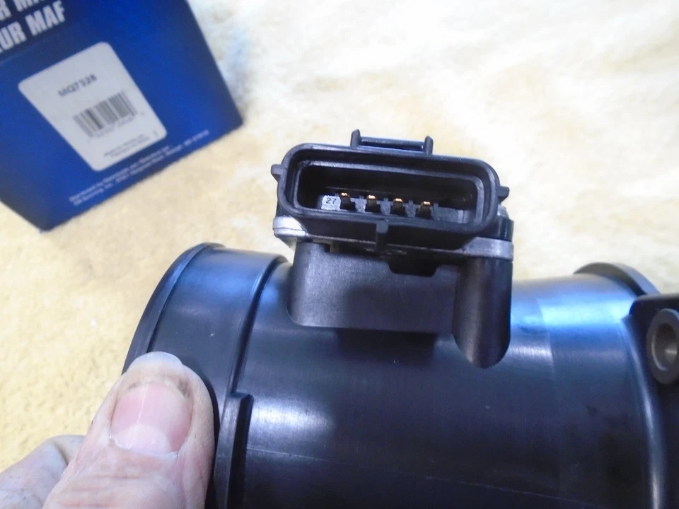 Датчик массового расхода воздуха (MAF) MQ7328 для гостей автомобиля подходит для Ford Lincoln Mercury 1996-2004 - Изображение 3 из 4