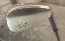 Rare MacGregor 54 Degree Sand Wedge Men’s RH In Nice Condition