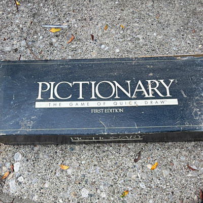 Pictionary Quick Draw Board Game First Edition Vintage 1985 4+ Players Age 12+