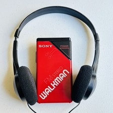 Sony SRF-16W Walkman Portable FM Radio Stereo Receiver w/ Clip- RED