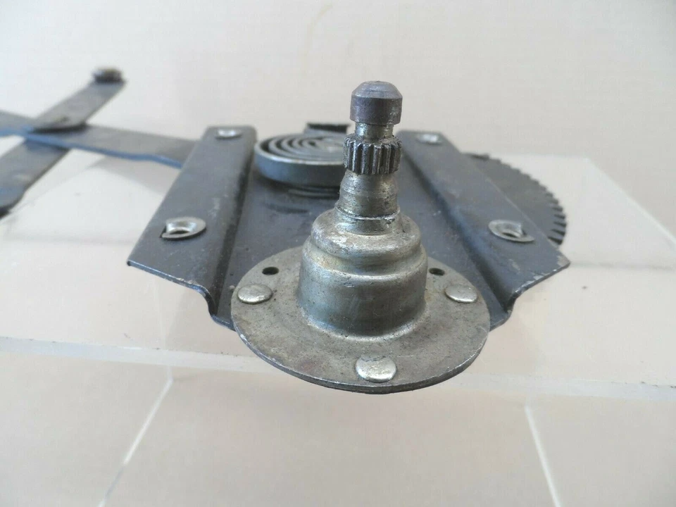 车窗调节器 1939 凯迪拉克 61 1940 - 41 凯迪拉克 62 41 - 47 凯迪拉克 63 4099912 — 第 4/4 张图片