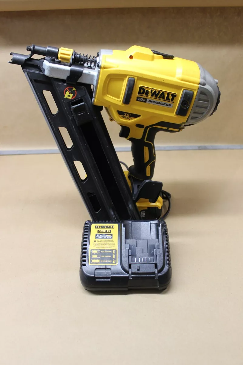 DEWALT DCN692 20V MAX XR 30 Deg Paper Collated Framing Nailer Kit (4 Ah)  885911348843 eBay