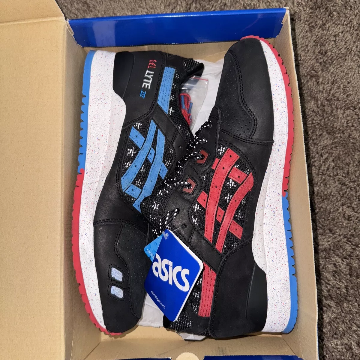 Asics bottle rocket sale