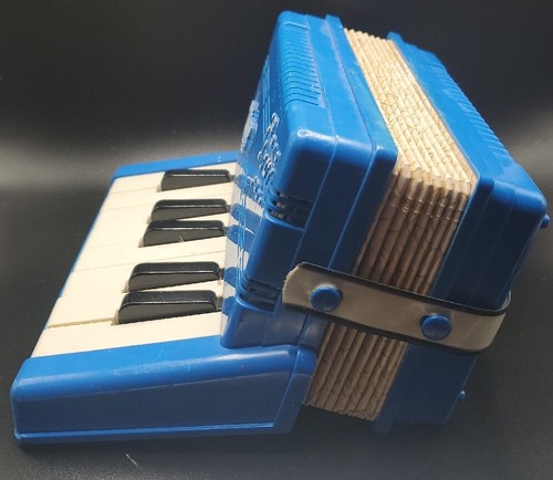 Vtg 1950s EMENEE Toy Keyboard Accordion No. 403 ++Working++ Great Condition!!!!! - Picture 4 of 5