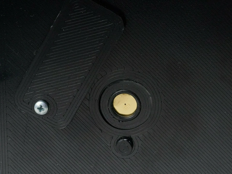 Graflex and Speed and Crown Graphic pinhole board with interchangeable inserts - Image 3 of 4