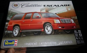 revell cadillac escalade
