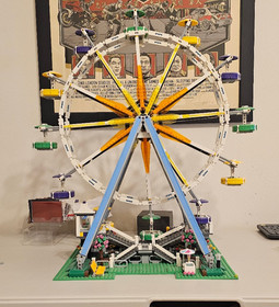 LEGO Creator Expert 10247 Ferris Wheel &ndash;  Used, All Minifigures, No Manual