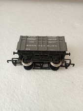 Hornby R101 BANNOCKBURN Plank Wagon No. 4 OO Gauge
