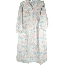 Vintage Lanz of Salsburg Cotton Floral Prairie Grandma Nightgown Size Medium