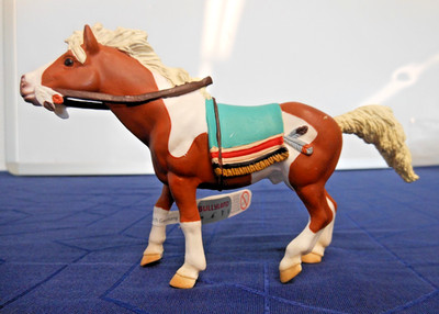 Schöne BULLYLAND Spielfigur Indianerpferd - 80685 - NEU und OVP mit Etikett