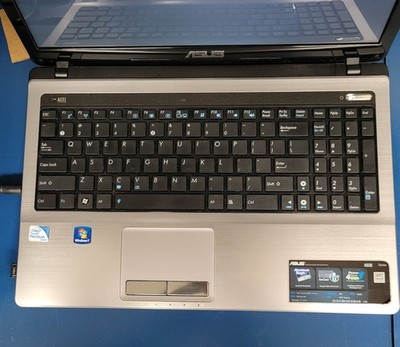 Asus A53E-XN1, Intel Pentium 8940 @2.0GHz, 4 GB RAM, 120 GB SSD, Linux Mint