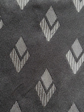 Armani Collezioni Men  s Silk Necktie Italy Black Gray Geometric 3.5 X 60
