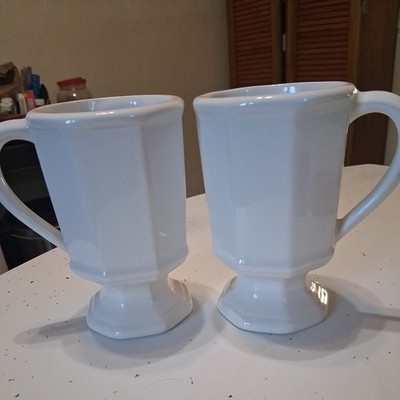 Set Of 2 Pfaltzgraff Heritage White Pedestal Mugs 5 Inches Excellent No Chips