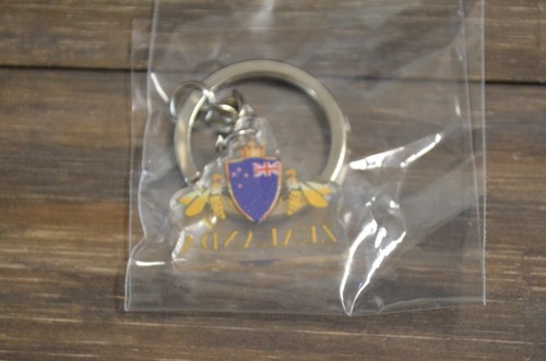 Zealanda Logo Keychain Natural Health Acrylic FOB - Picture 6 of 7