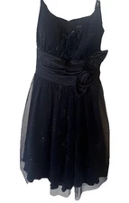 B. Smart special occasion dress Navy Blue waist accent pre-owned junior sz 11