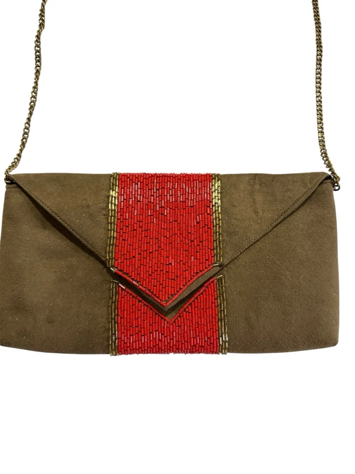 Bolsa de ombro vintage com miçangas – camurça marrom com miçangas de vidro vermelho, corrente dourada - Imagem 2 de 4