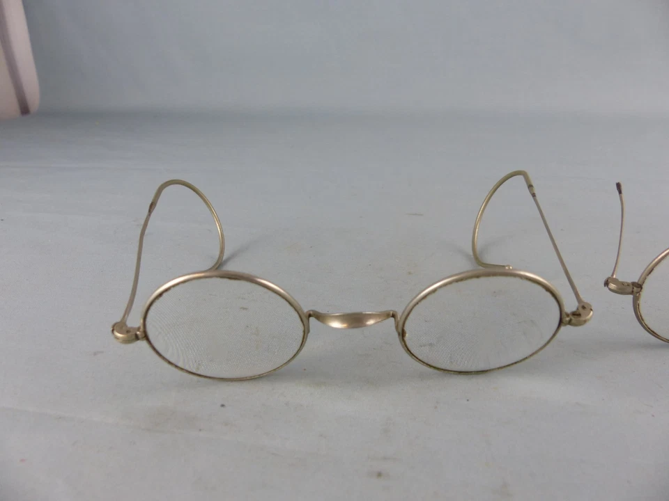 Lot de deux anciennes paire de lunette binocle avec verres - Photo 2/4
