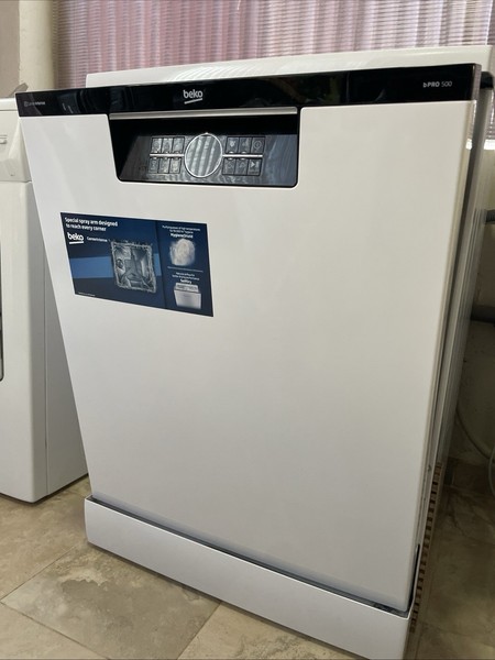 Lavavajillas Beko 14 servicios, 60 cm - Modelo BDFN26440WC