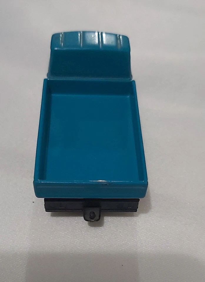 Siku Iveco – Collectible Diecast Model Truck, Rare Edition! - Image 3 of 4