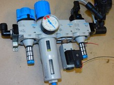 Festo D-MJDJ F743 Pneumatic Regulator FRM-D-MJDJ 24 F343 LFR-1/2-D-7-MIDI 